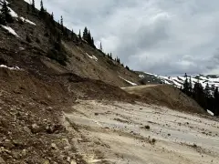 Cleanup begins on Loveland Pass, U.S. 6 remains closed