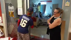 Joe DiMaggio Children’s Hospital holds its own Panthers parade for young patients